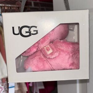 Infant baby girl UGGS NEW